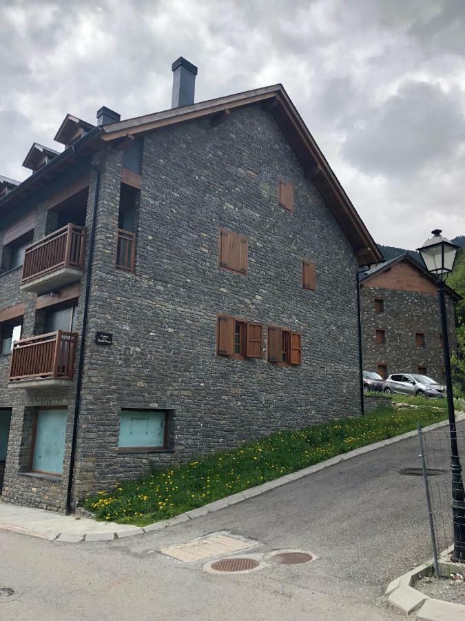 Appartement Le petit Espot Extérieur photo